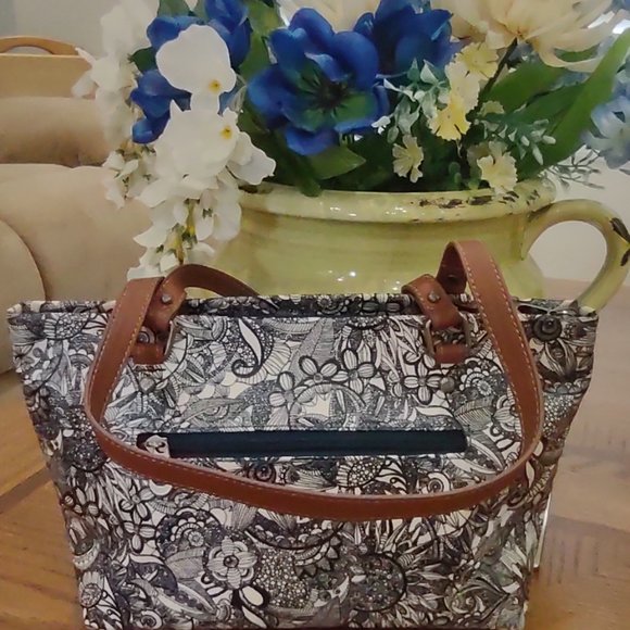 Sakroots Artist Circle Satchel - Picture 8 of 9